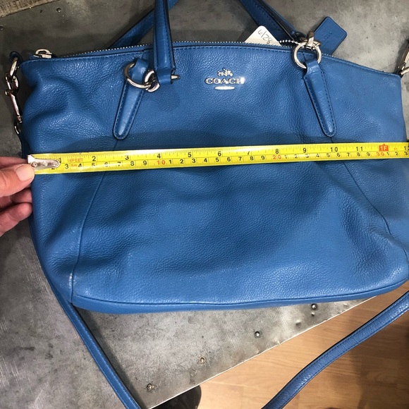 Coach Blue Shoulder Bag with Silver Hardware - Picture 6 of 7